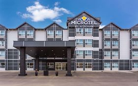 Microtel Inn & Suites by Wyndham Whitecourt